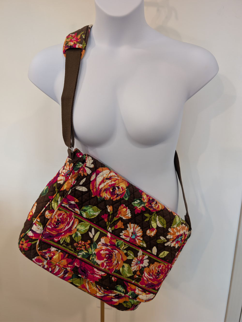 1025 - Vera Bradley Floral Quilted Computer Crossbody Bag Brown Pink Boho - Used